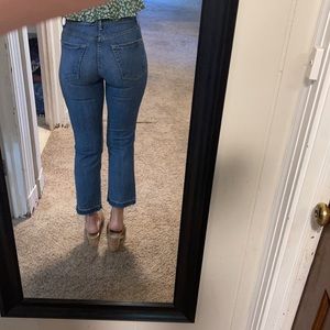 GRLFRND cute crop jeans, euc